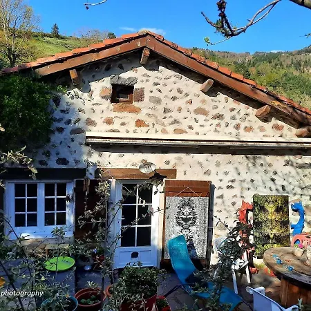 منزل للإقامة La Maison De Sophia Gaia, Proche Du Chemin De Compostelle Saint-Privat-dʼAllier