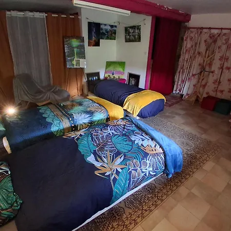 La Maison De Sophia Gaia, Proche Du Chemin De Compostelle Saint-Privat-dʼAllier